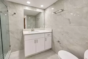 700 Valley Stream Dr, Naples, FL 34113 - Photo 14