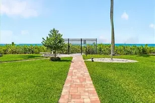 10691 Gulf Shore Dr, Naples, FL 34108 - Photo 36
