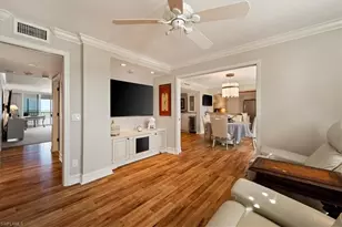 10691 Gulf Shore Dr, Naples, FL 34108 - Photo 4