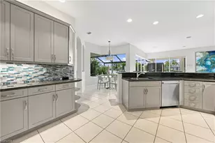 4995 Rustic Oaks Cir, Naples, FL 34105 - Photo 10