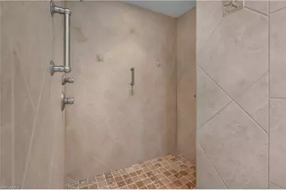 807 Rue Deville #2.11, Naples, FL 34108 - Photo 18