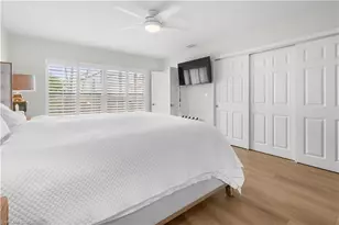 807 Rue Deville, Naples, FL 34108 - Photo 16