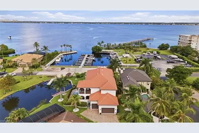 14800 Laguna Dr, Fort Myers, FL 33908 - Photo 46