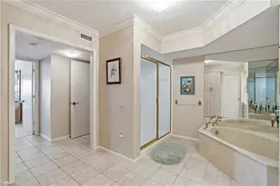 4401 Gulf Shore Blvd N, Naples, FL 34103 - Photo 20