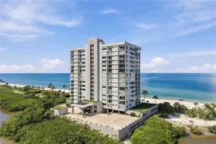 10 Seagate Dr, Naples, FL 34103 - Photo 2