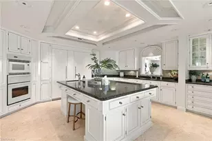10 Seagate Dr, Naples, FL 34103 - Photo 18