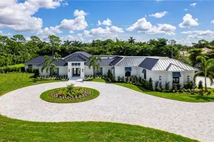 620 Carica Rd, Naples, FL 34108 - Photo 1
