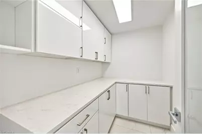 620 Carica Rd, Naples, FL 34108 - Photo 10