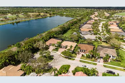 9049 Bronco Ct, Naples, FL 34113 - Photo 2