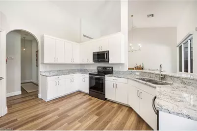 9049 Bronco Ct, Naples, FL 34113 - Photo 10
