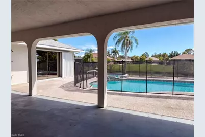 7 Bunker Rd, Rotonda West, FL 33947 - Photo 10