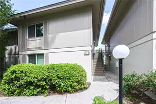11 Bobolink Ct, Naples, FL 34105 - Photo 2