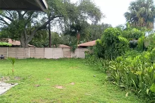 10897 Goodwin St, Bonita Springs, FL 34135 - Photo 6