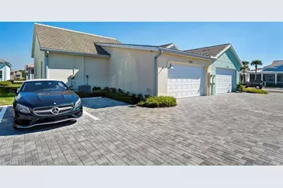 7235 Saona Ct, Naples, FL 34113 - Photo 14