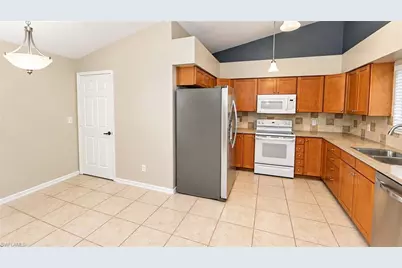 430 Saint Andrews Blvd #6, Naples, FL 34113 - Photo 22