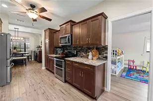 19101 Cypress View Dr, Fort Myers, FL 33967 - Photo 12
