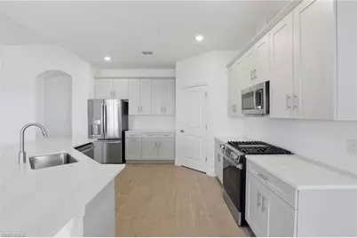 16374 Willowgreen Rd #521, Babcock Ranch, FL 33982 - Photo 8