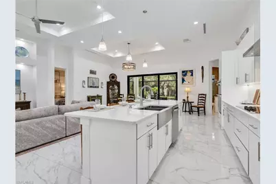 855 1st St NW, Naples, FL 34120 - Photo 6