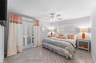 2467 Pinewoods Cir, Naples, FL 34105 - Photo 34