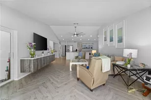 2467 Pinewoods Cir, Naples, FL 34105 - Photo 30