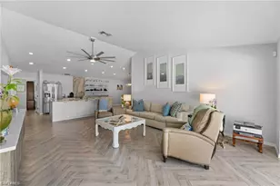 2467 Pinewoods Cir, Naples, FL 34105 - Photo 18