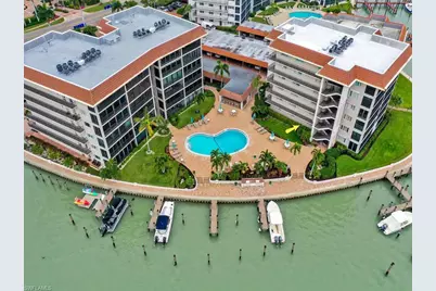 222 Harbour Dr #103, Naples, FL 34103 - Photo 36