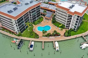 222 Harbour Dr, Naples, FL 34103 - Photo 36