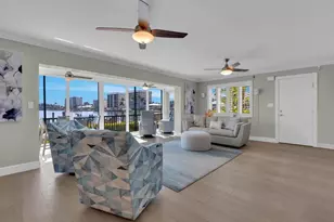 222 Harbour Dr, Naples, FL 34103 - Photo 2