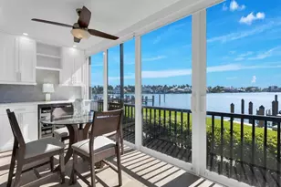 222 Harbour Dr, Naples, FL 34103 - Photo 16