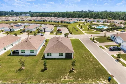 1237 Brumfield Xing, Fort Myers, FL 33905 - Photo 12