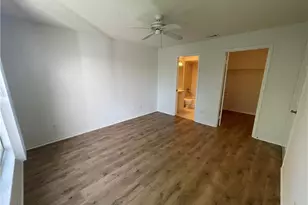 2178 Arbour Walk Cir, Naples, FL 34109 - Photo 8
