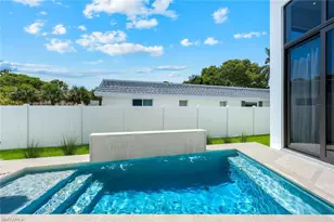 1230 10th Ave N, Naples, FL 34102 - Photo 4