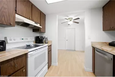5990 Milne Cir, North Fort Myers, FL 33903 - Photo 10