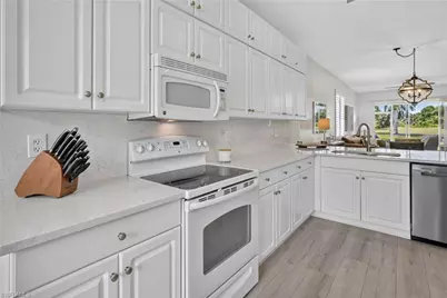 9500 Highland Woods Blvd #7101, Bonita Springs, FL 34135 - Photo 6