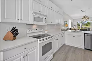 9500 Highland Woods Blvd, Bonita Springs, FL 34135 - Photo 6