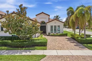 9201 Woodhurst Dr, Naples, FL 34120 - Photo 1