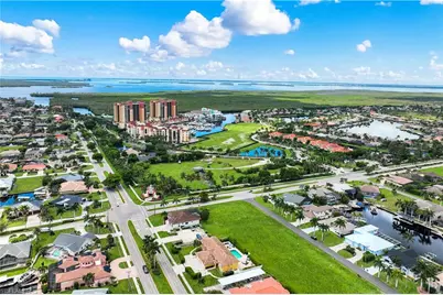 5429 SW 16th Pl, Cape Coral, FL 33914 - Photo 4