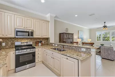 9238 Tesoro Ln #203, Naples, FL 34114 - Photo 6