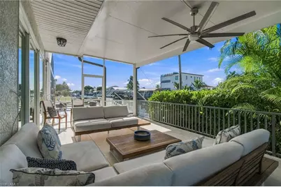 132 E Hilo St, Naples, FL 34113 - Photo 12