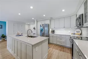 2875 Gulf Shore Blvd N, Naples, FL 34103 - Photo 8