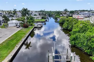 17520 Azalea Ln, Fort Myers Beach, FL 33931 - Photo 4