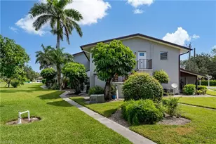 180 Cypress Way E, Naples, FL 34110 - Photo 26