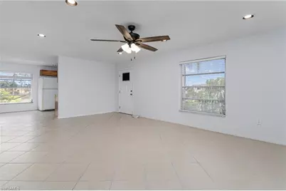 180 Cypress Way E #B212, Naples, FL 34110 - Photo 8