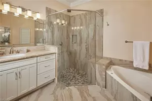 754 Vistana Cir, Naples, FL 34119 - Photo 14