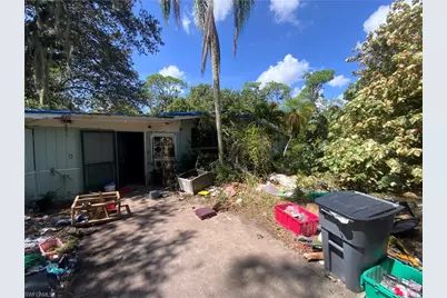545 Evergreen Rd, North Fort Myers, FL 33903 - Photo 6