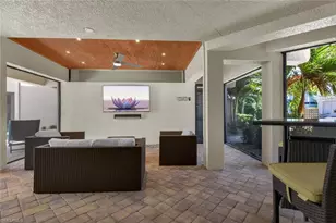 684 10th Ave S, Naples, FL 34102 - Photo 32