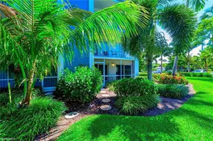 1300 Gulf Shore Blvd N, Naples, FL 34102 - Photo 10