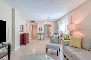 1300 Gulf Shore Blvd N, Naples, FL 34102 - Photo 24