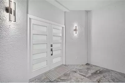61 Mango St, Fort Myers Beach, FL 33931 - Photo 8