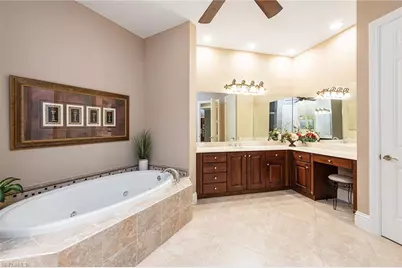 9284 Menaggio Ct #202, Naples, FL 34114 - Photo 18